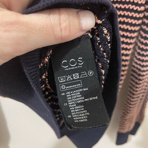 COS Mesh Crochet Knit Crew Neck Sweater Side Slit Patterned Size Medium - Picture 6 of 6